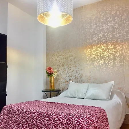 Estudio Economico Apartment